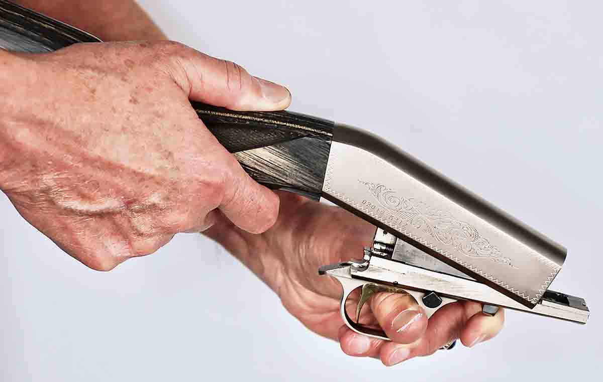 The SA-22 can be fieldstripped in mere minutes using no tools. The main action components are contained on the trigger guard plate and are easily dismantled, also without tools.