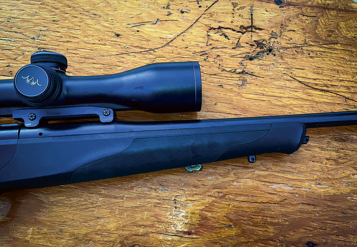 The Blaser R8 Ultimate X forearm was slim, elegant and held two sling studs. It was designed for driven hunts but would be suited to walk-about varmint shooting.