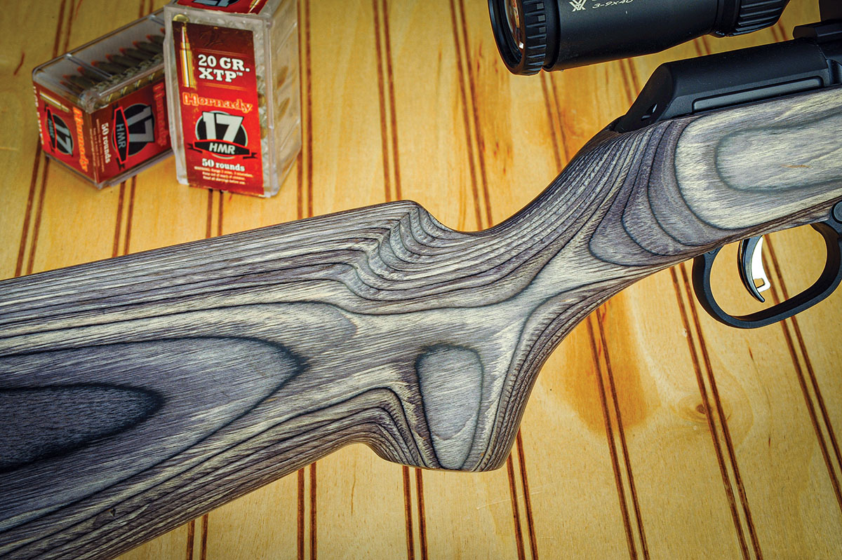 To make the gun more adaptable to the seasons, the bolt handle has been enlarged as shown here. In addition, the scope adjustments are larger and easy to use.